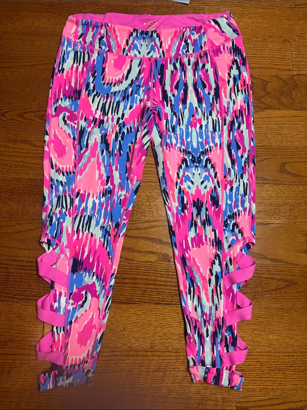 XL Lilly Pulitzer Luxletic  Leggings with Strap Detail